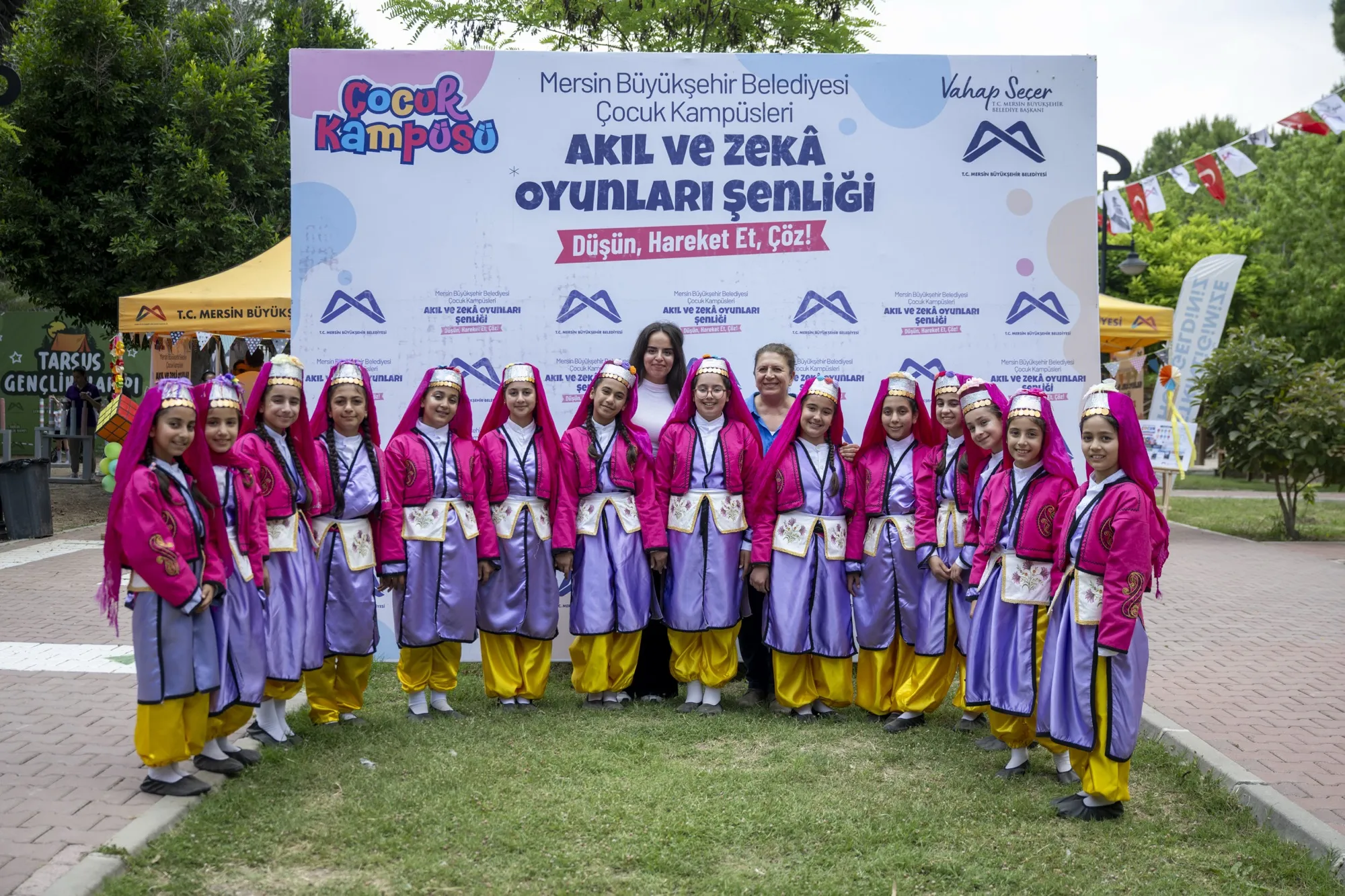 MERSİN BÜYÜKŞEHİR’İN AKIL VE ZEKÂ OYUNLARI ŞENLİĞİ’NDE ÇOCUKLAR HEM ÜRETTİ HEM ÖĞRENDİ